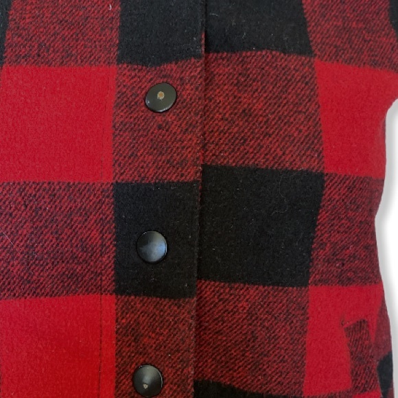 Wet Seal red black wide buffalo plaid jacket sweatersleeve size small - Picture 4 of 7